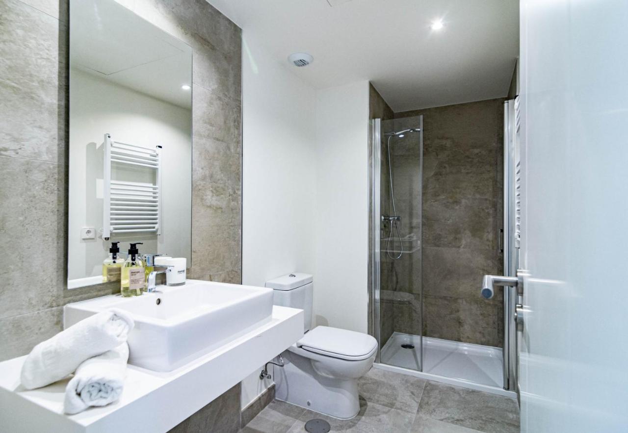 Inf32L- Modern City Apartment, Families Only Естепона Екстер'єр фото